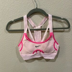 Nike Sports Bra (NWOT)